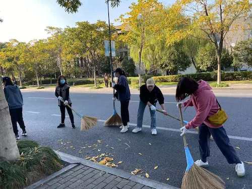 e5281b99b7af43c45a030b1b3a94083