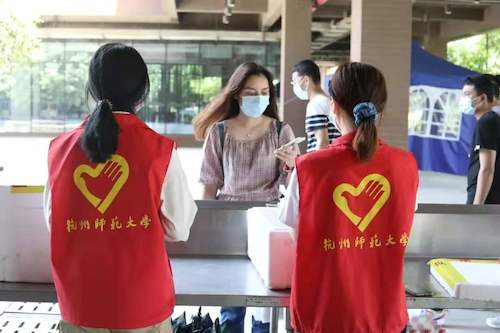 718f8db04e9e9a850557308a27041d1