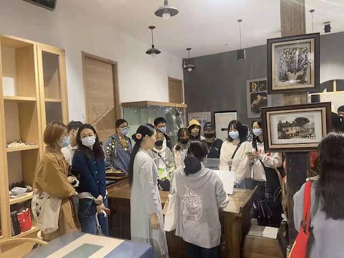 9842b6c1a6c381ed8f4bd6dacca2736